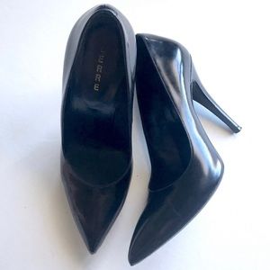 Black Italian leather pumps
